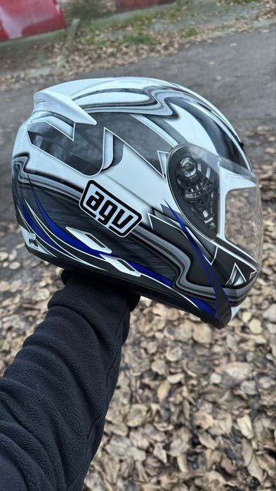 Продам шолом AGV K3