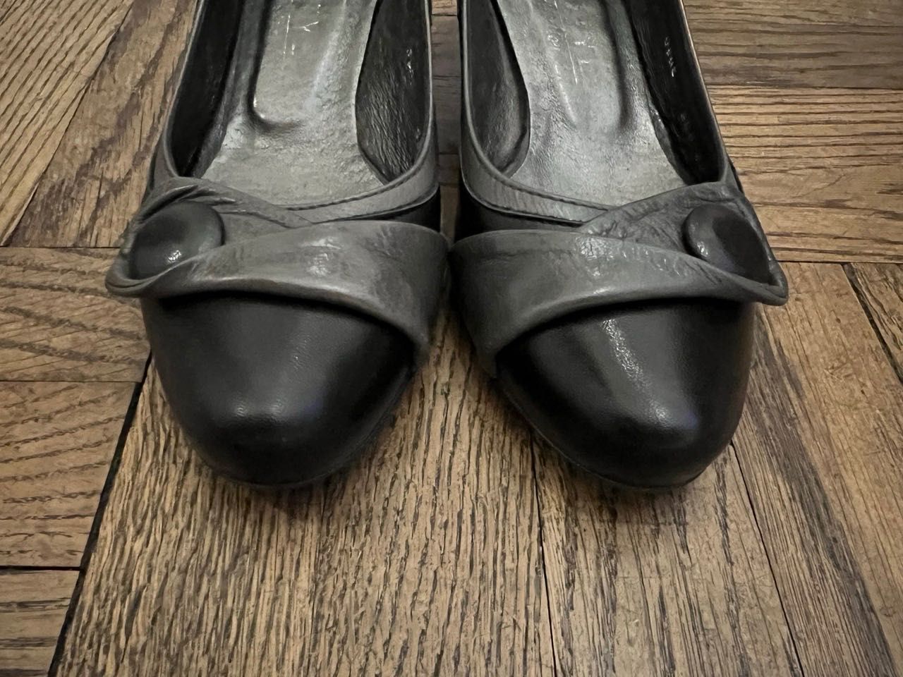 Eleganckie czółenka Kotyl - skóra - rozm. 36