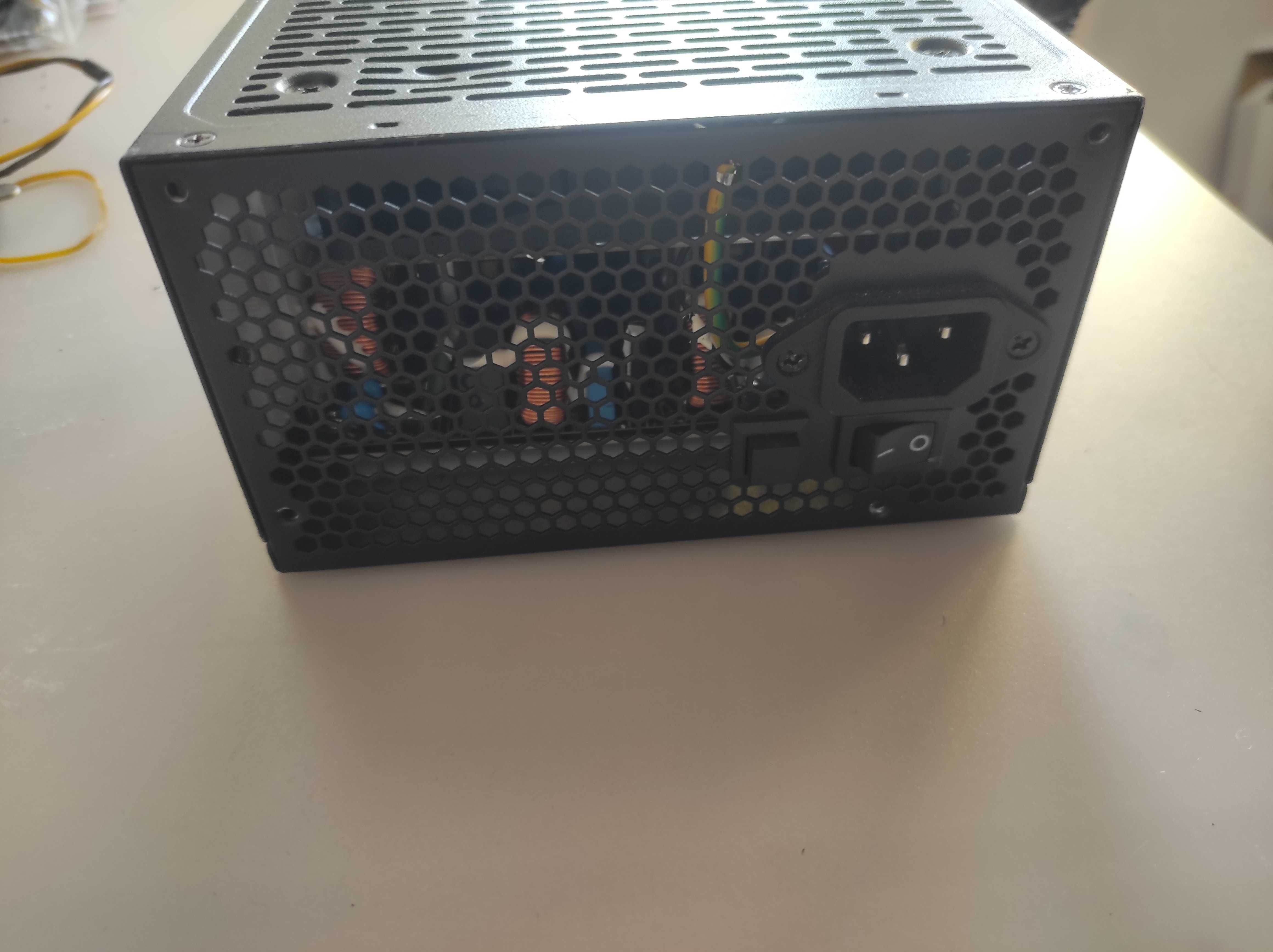 AeroCool LUXRGB1000M