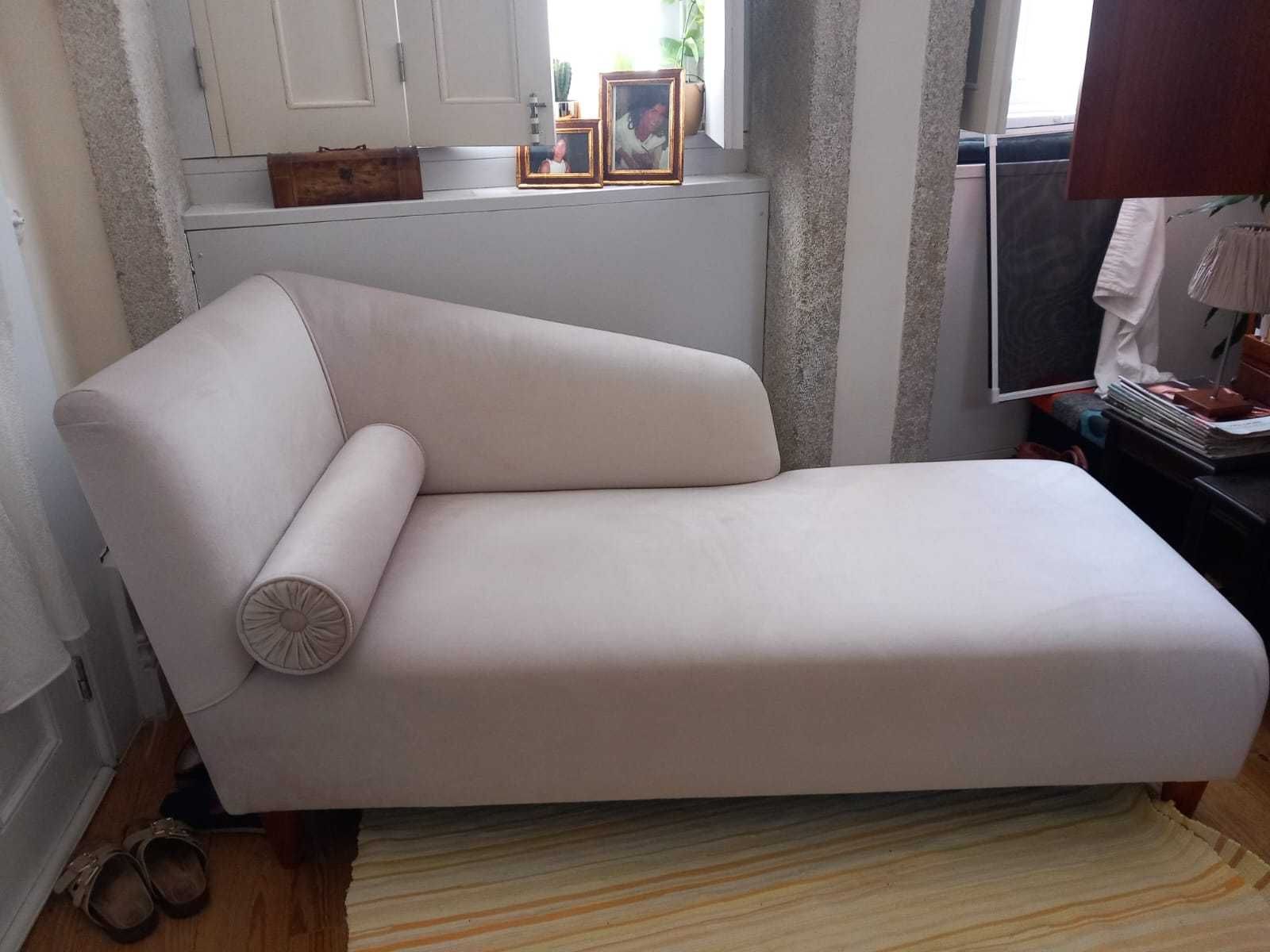 Sofá chaise long
