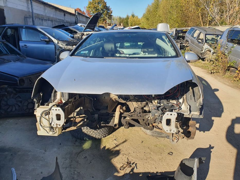 volkswagen golf V la7w maska zderzak lampa grill błotnik drzwi zbiornik paliwa szyba lusterko