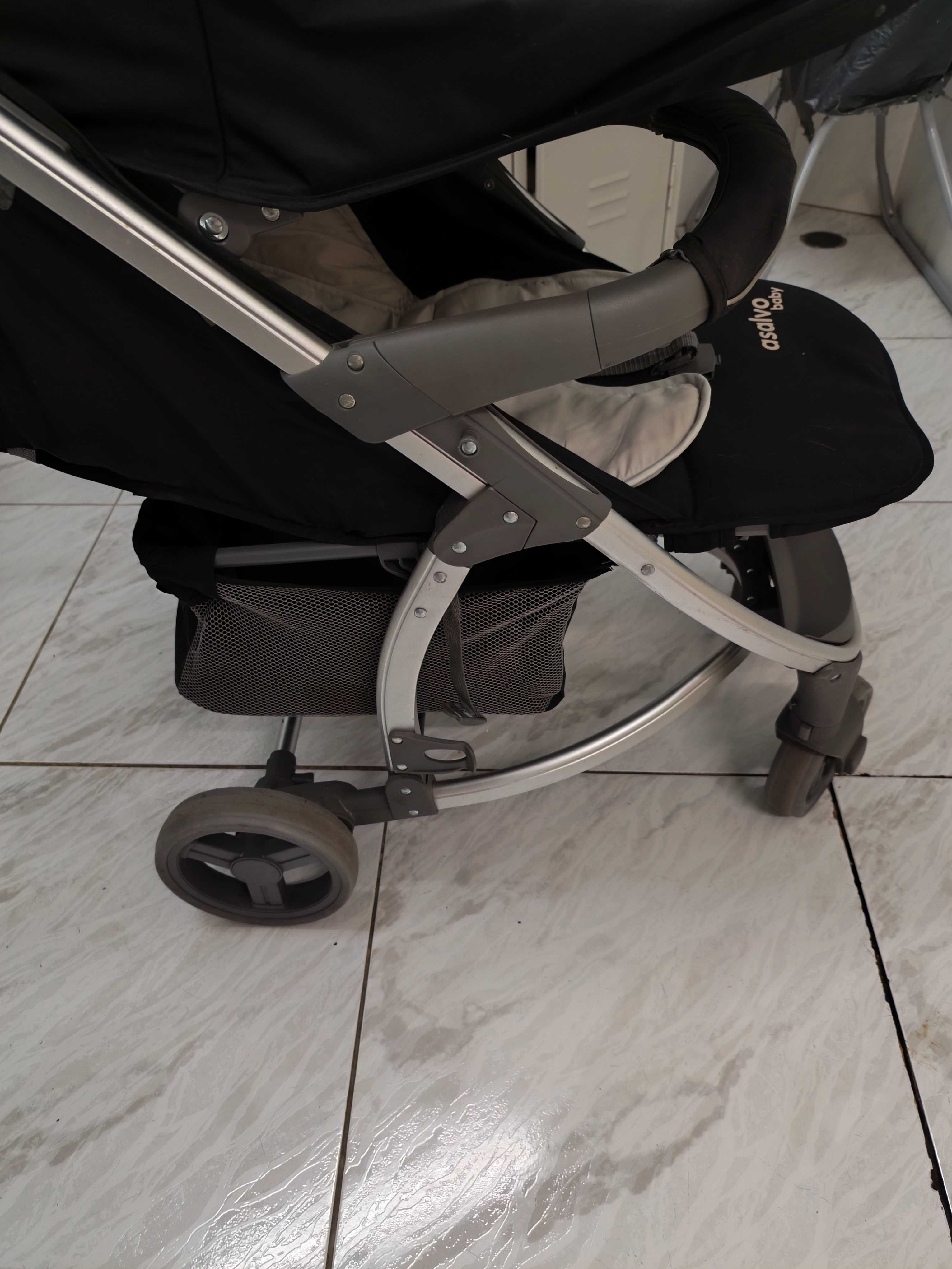 Carrinho bebé usado em bom estado