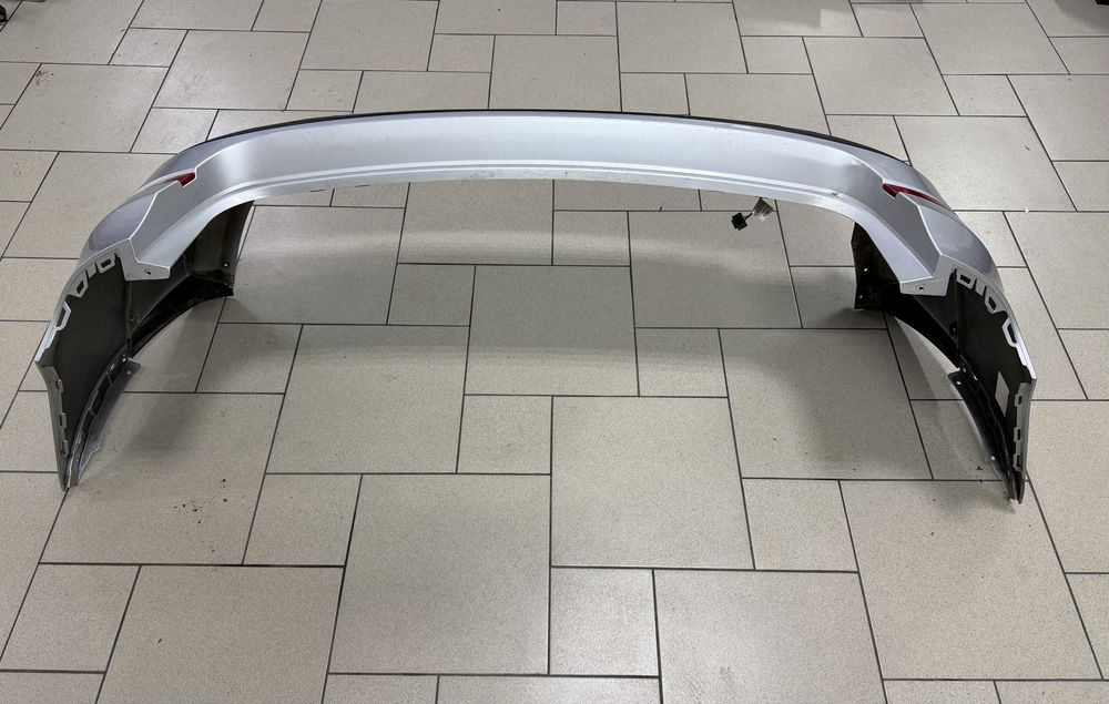 BMW X3 F25 бампер задній дорестайл бмв ф25 бампер у зборі