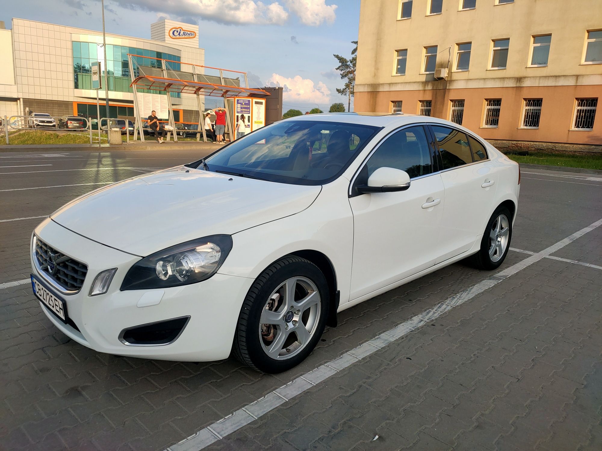 Продам Volvo S 60 2011 року