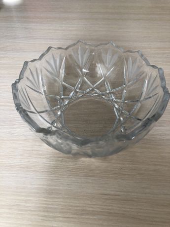 Хрустальная конфетница ваза d 16 см
