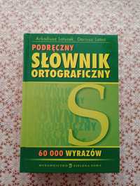 Słownik ortograficzny.