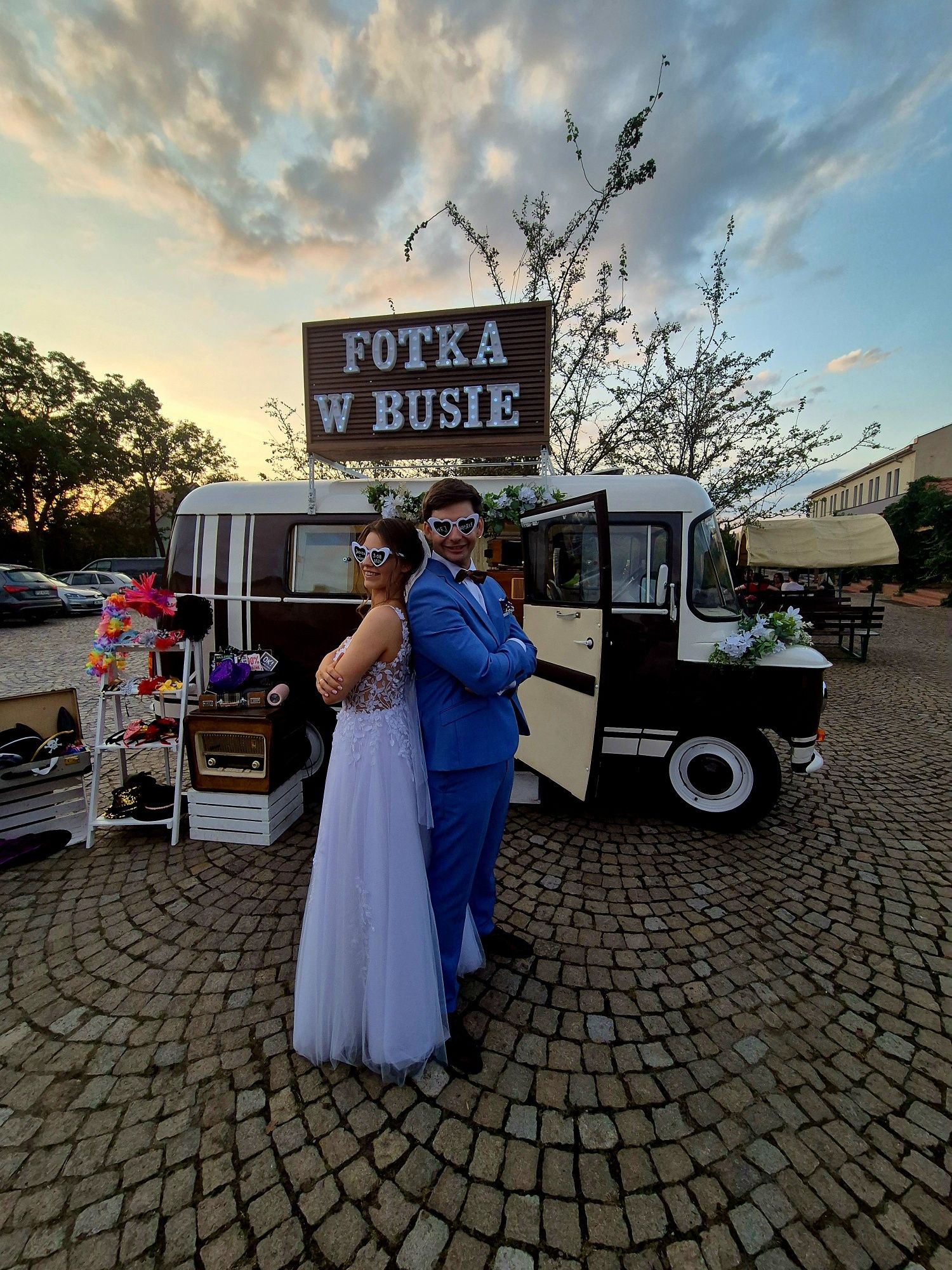 Prosecco van mobilny bar barman atrakcja impreza urodziny wesele event