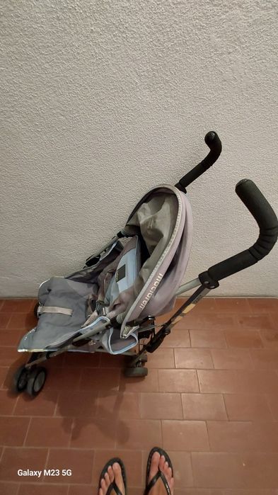 Carrinho bebé marca Maclaren