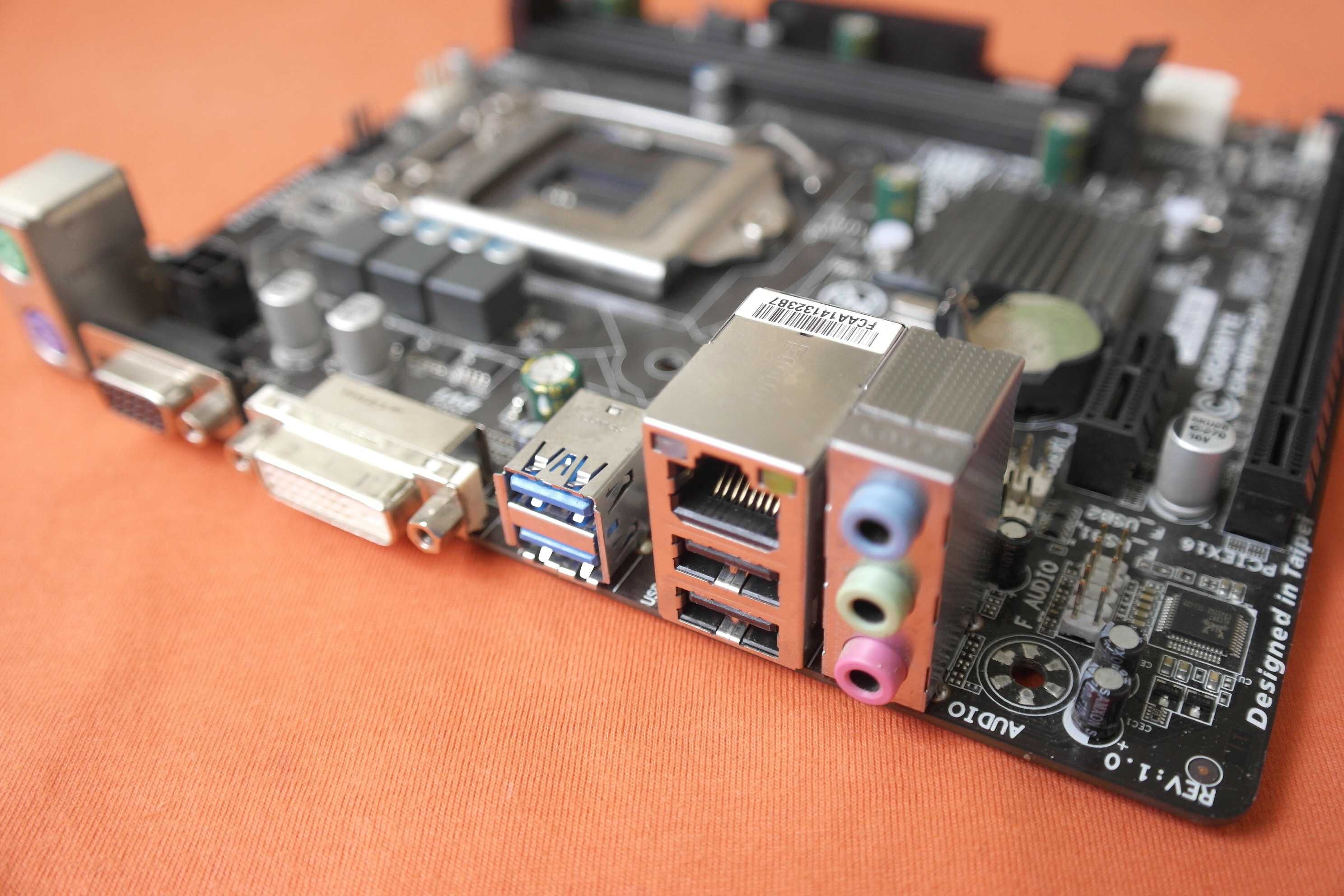 Материнская плата Gigabyte GA-H81M-S2V (s1150, Intel H81, PCI-Ex16)