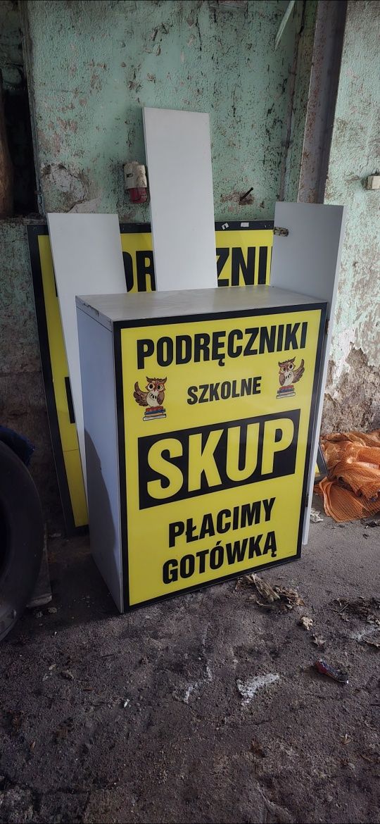 Szklane regały 7 szt.