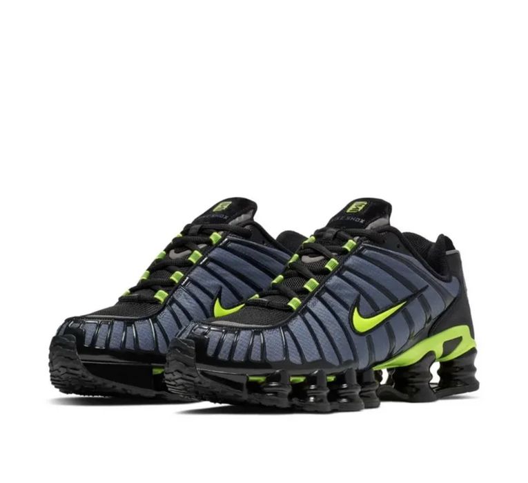 Кроссовки Nike Shox