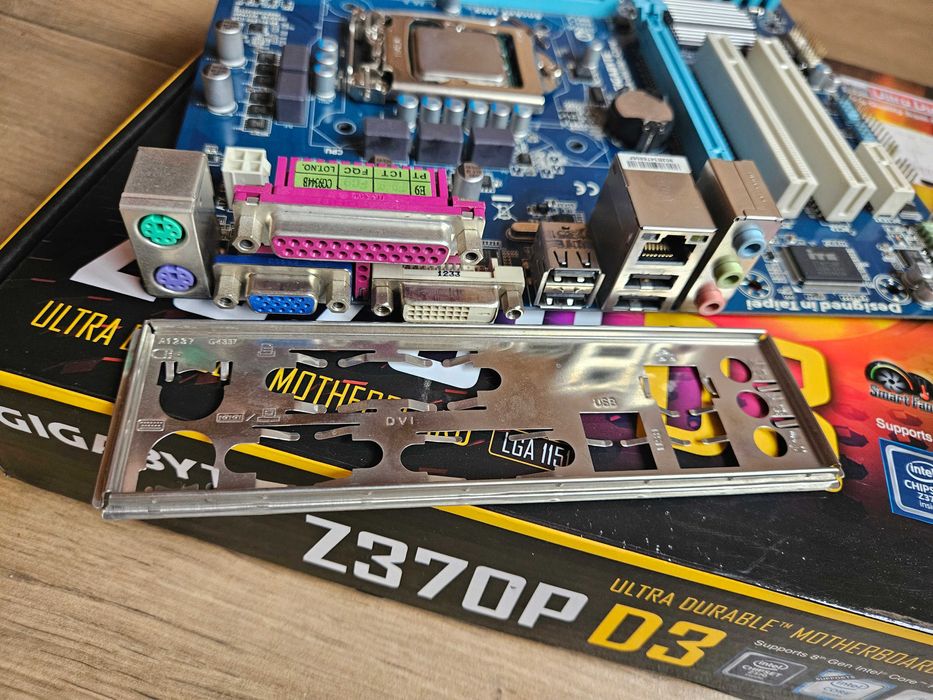 Płyta główna Gigabyte GA-H61M-S2PV (H61 PCI-E DDR3) rev. 2.1 + i5-2400