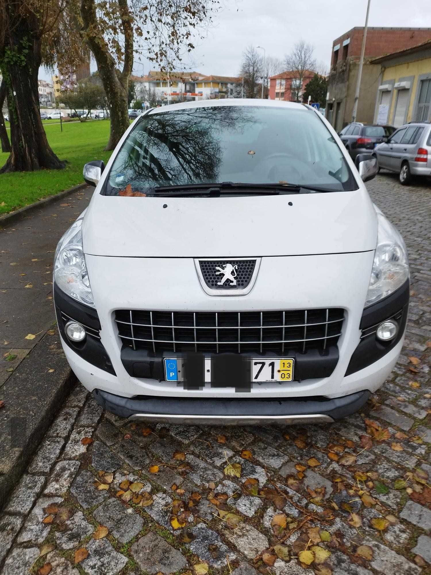 PEUGEOT 3008 D 96.000 km 2013 caixa automática