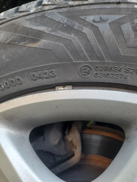 Opony całoroczne  225/50R17