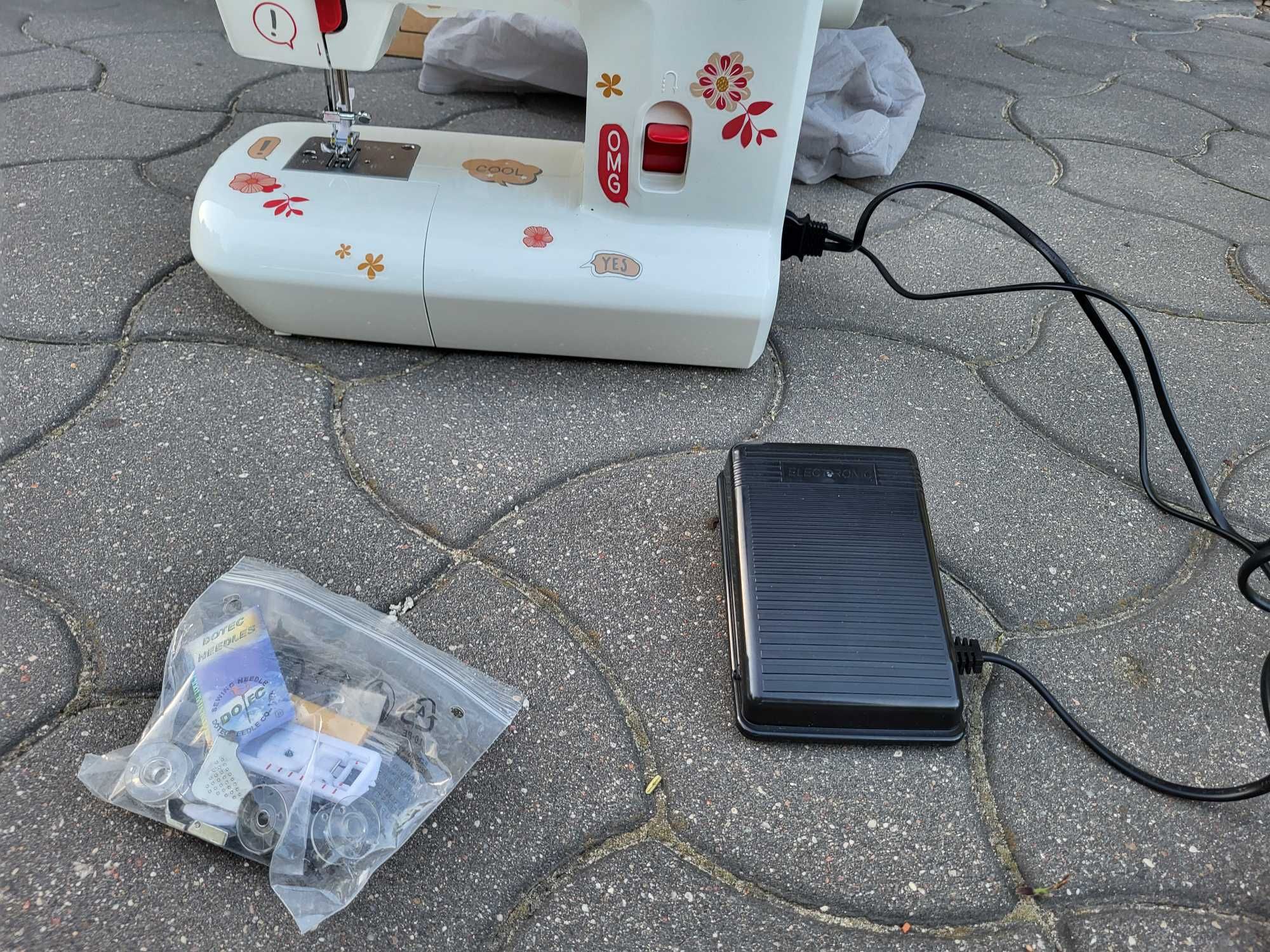 Maszyna do szycia Carina Junior 23 Ściegi OVERLOK akcesoria pedał