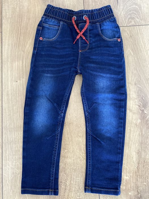 Jeansowe spodenki 98