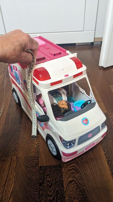 Oferta od 22.10 do 28.10. Karetka pogotowia Barby. Jak nowe.