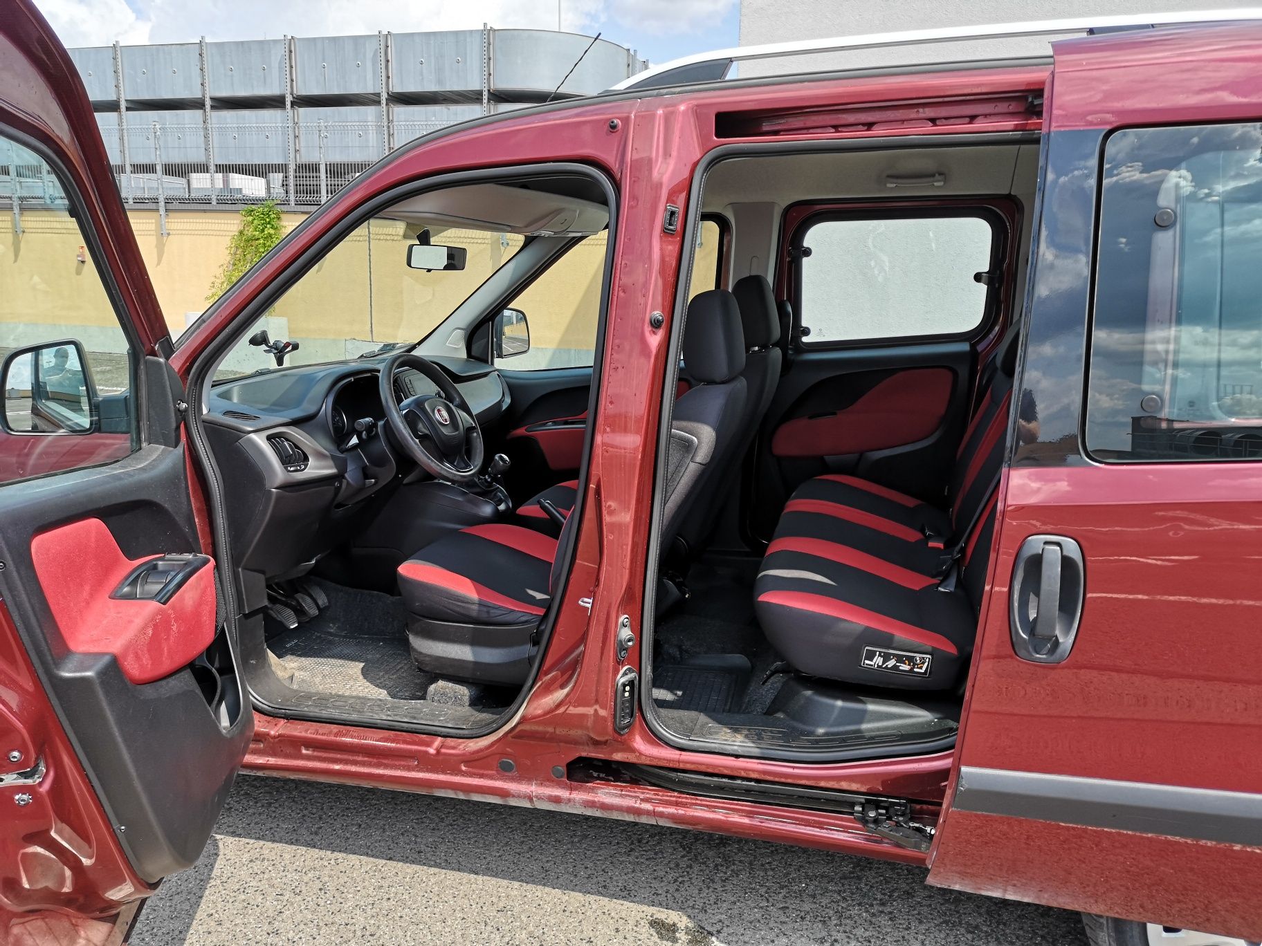Fiat Doblo 1.4 Benzyna Mały Przebieg