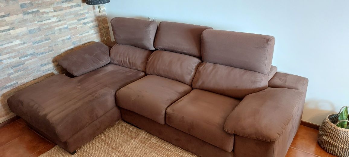 Sofa castanho chaise longue