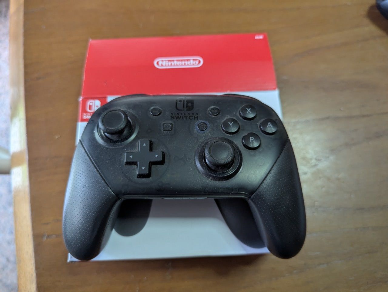 Pack Nintendo Switch + Jogos + Switch Pro Controller + Micros Sing