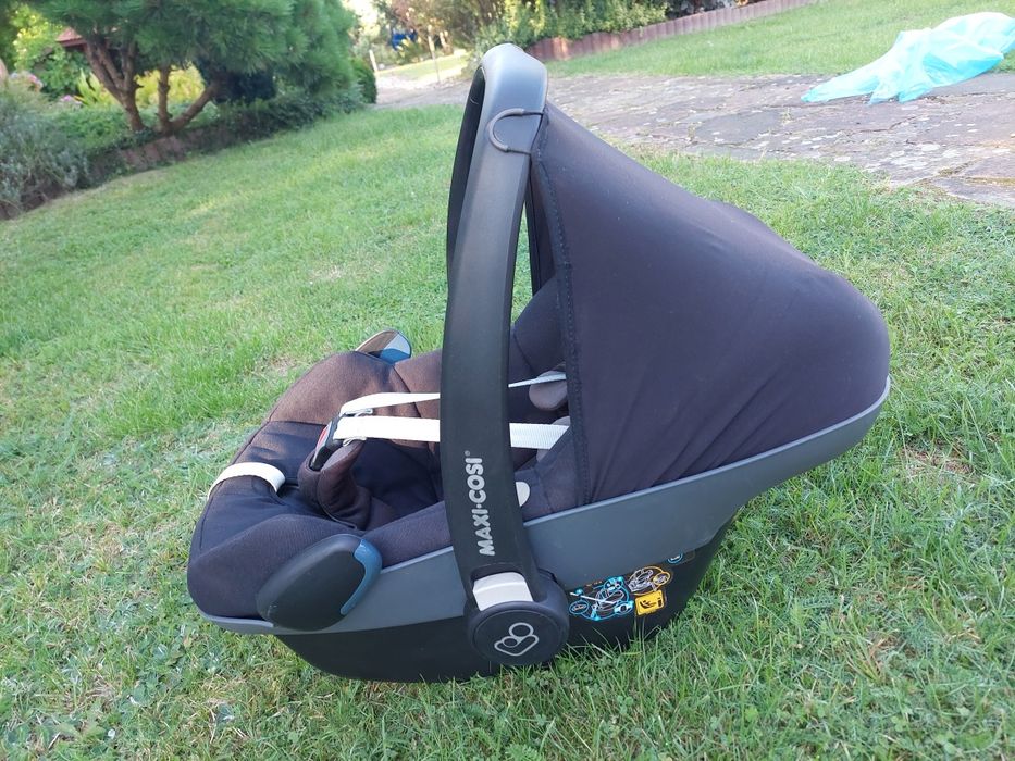 MAXI COSI PEBBLE PLUS fotelik + baza 2WAY FIX+MAXI COSI 2way pearl