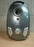 Odkurzacz Electrolux EEG44IGM 650W NIESPRAWNY