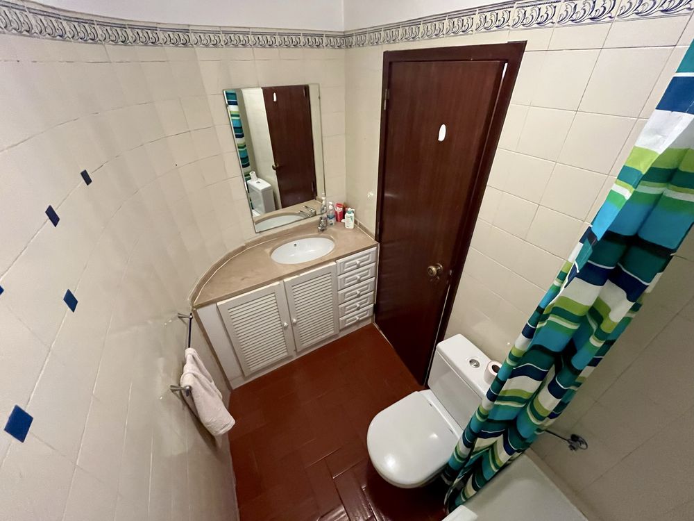 Quarto p/ estudantes (raparigas) - Programa de renda acessível