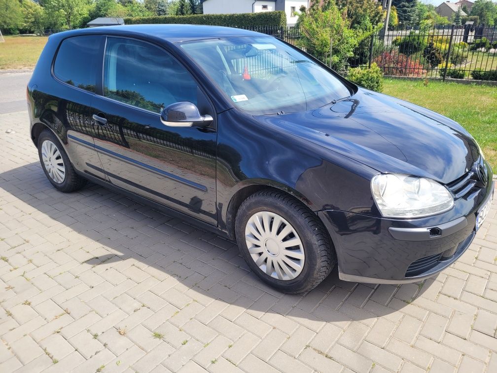 VW Golf V , 1.6MPI, 2005r, zarejestrowany,  klimatyzacja