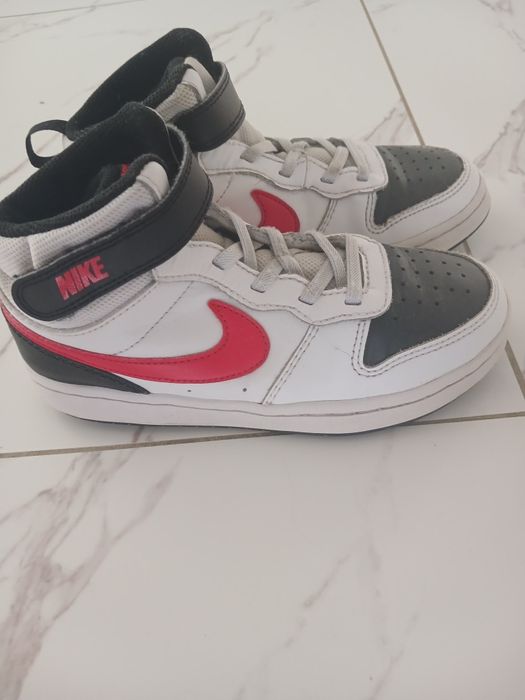 Подаються Дитячі Nike