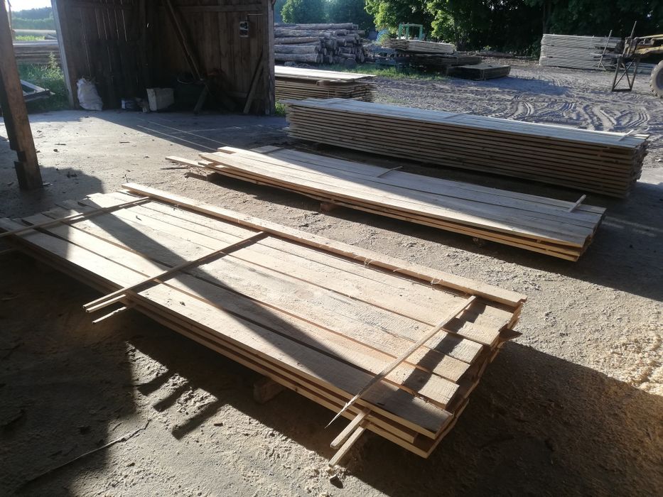 Deski szalunkowe (obiciowe) , więźba dachowa, stemple budowlane