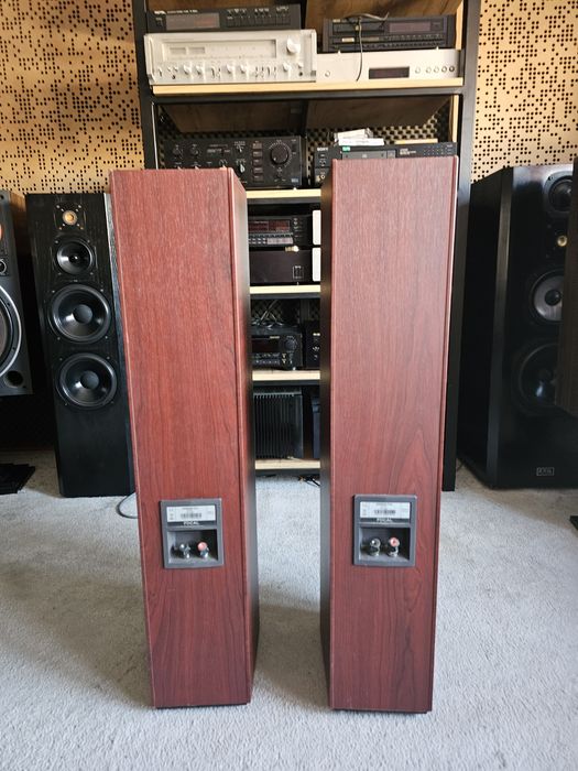 Kolumny Focal Chorus 714