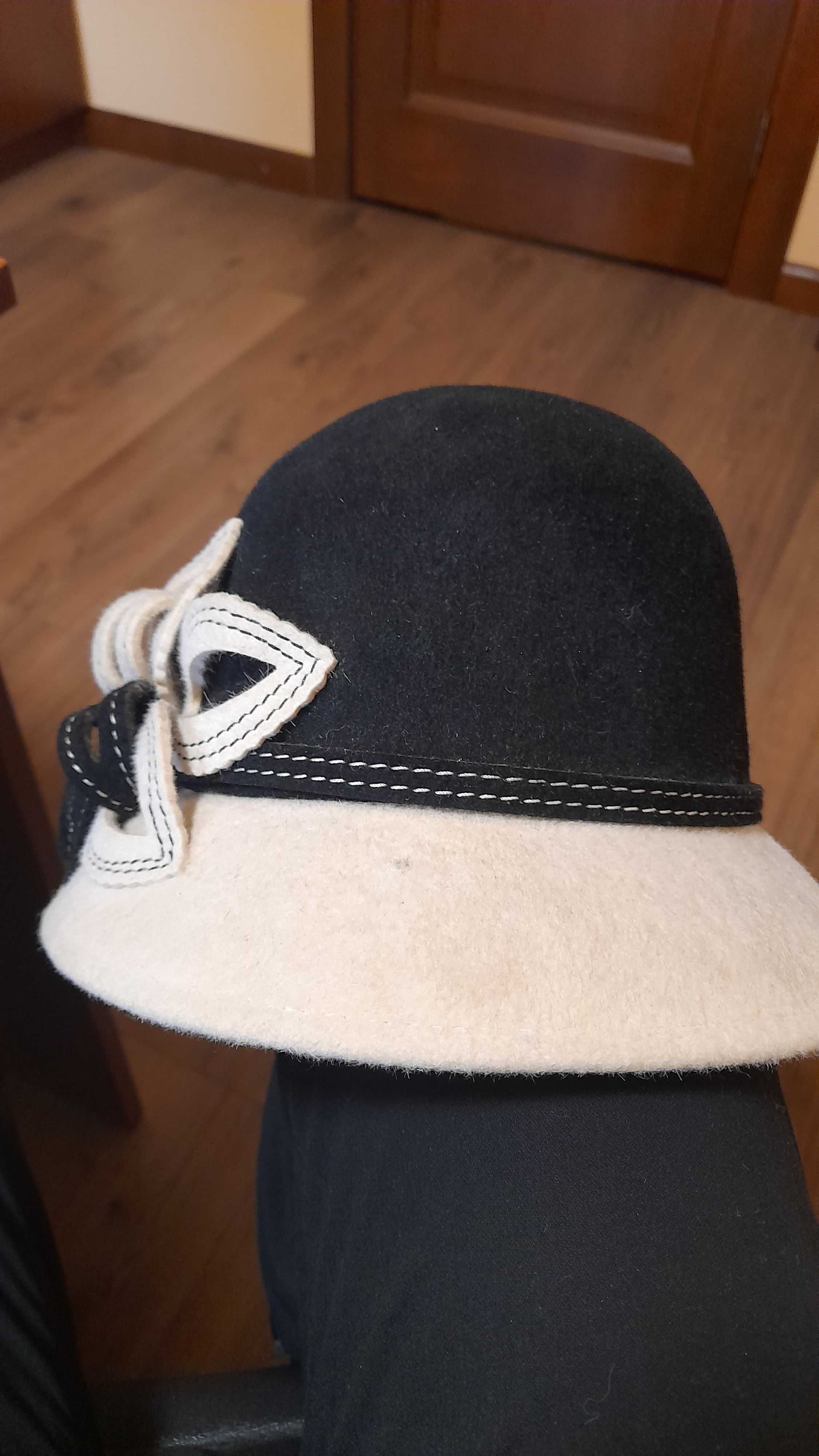 Продам жіночу шляпу