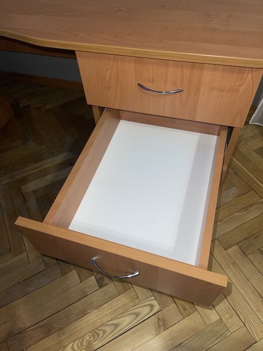 Шкільний/ офісний стіл