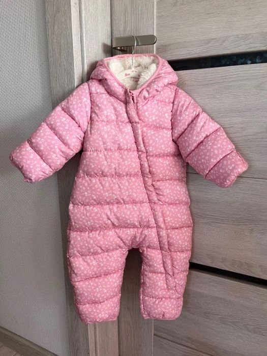 Kombinezon niemowlęcy