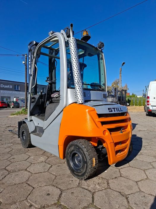 Still RX70-25  Still Rx70-25 Wózek widłowy diesel, still, kabina.