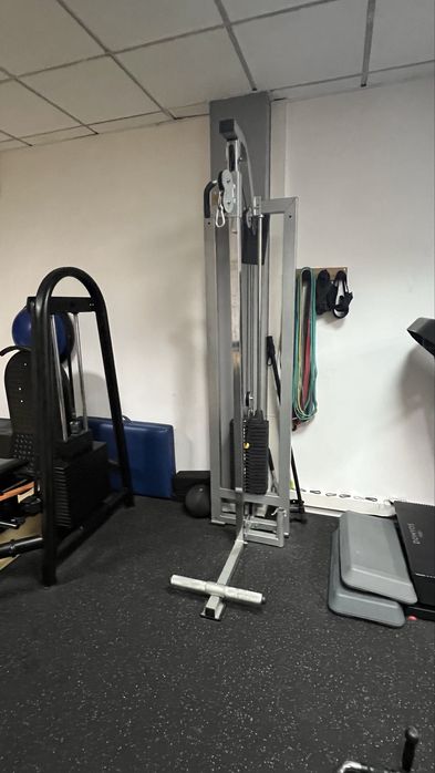 Equipamento de musculação -Polia