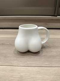 Чашка ваза у формі спідниць :))