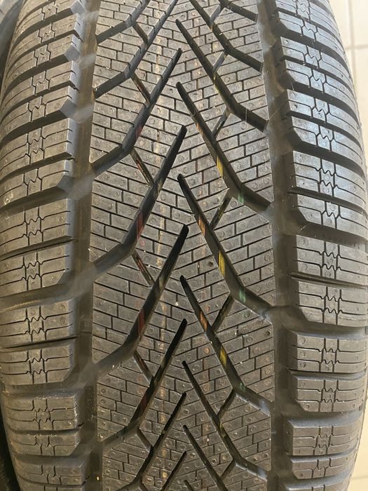 Продам пару Semperit speed-grip