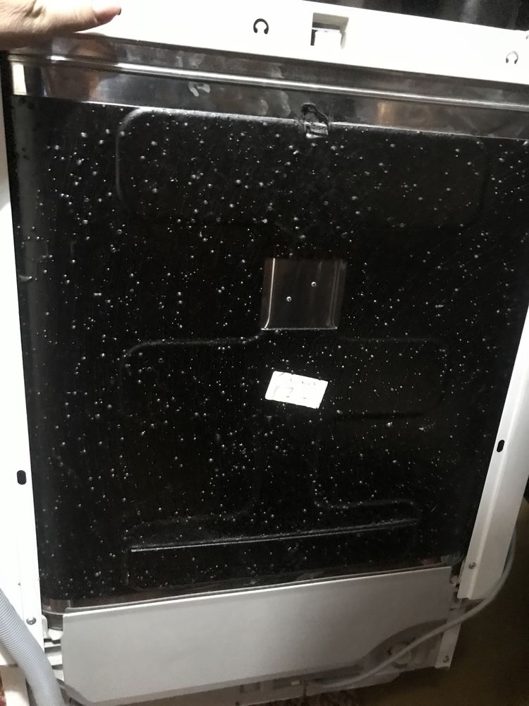 Посудомийна машина  Electrolux