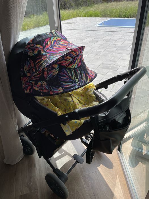 Продам коляску Anex E/Type чорна