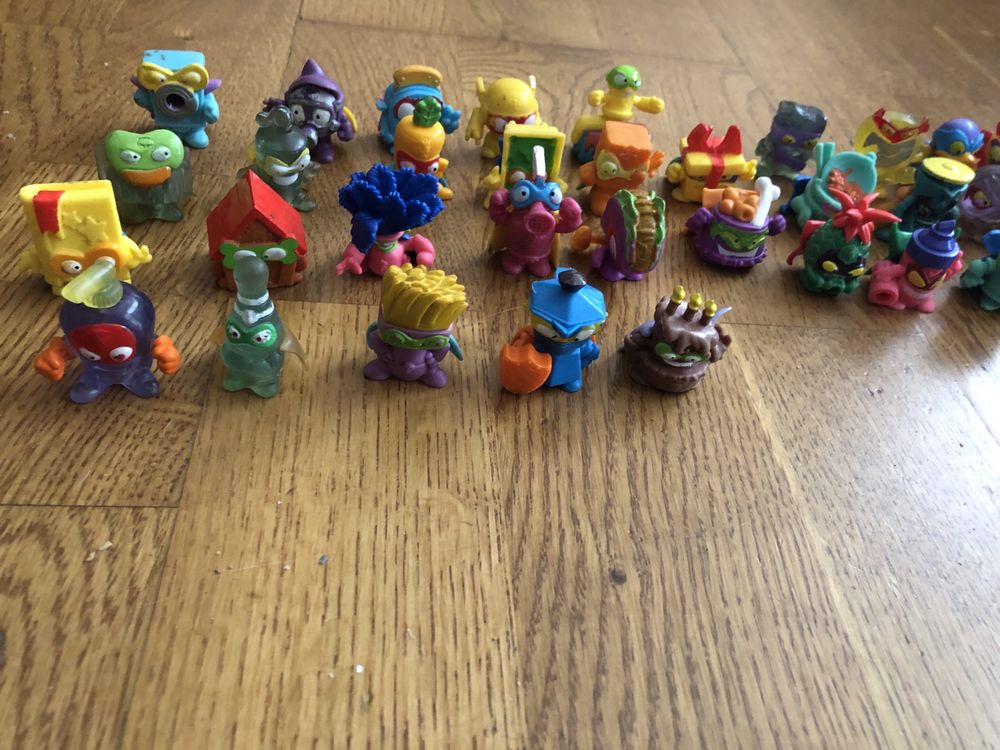 Figurki superzings