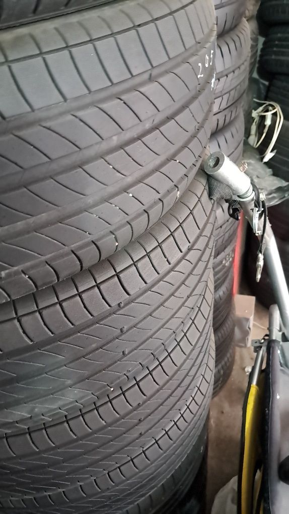 Шини бу в Києві 225/235/55/60 R18