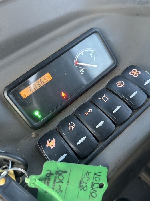 Minikoparka Volvo EC18D