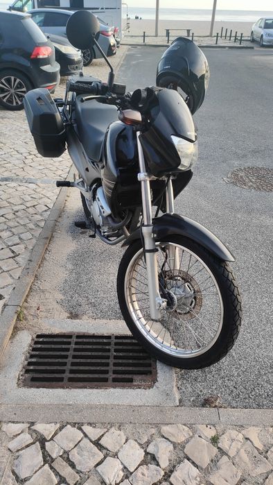 Honda NX 400 - Falcon 2008