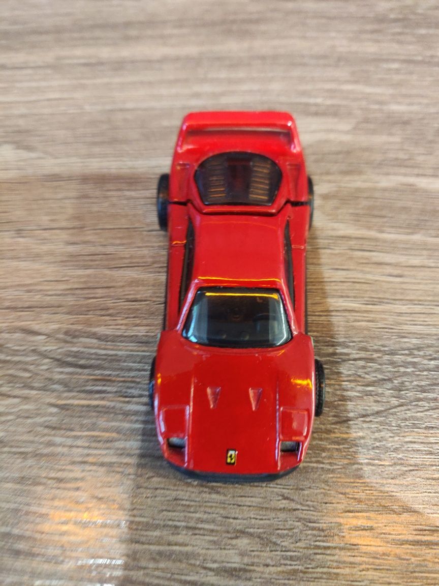 Ferrari F40 Boulevard - hot wheels