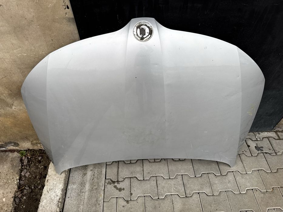 Капот шкода рапид  Skoda rapid  ОРИГИНАЛ