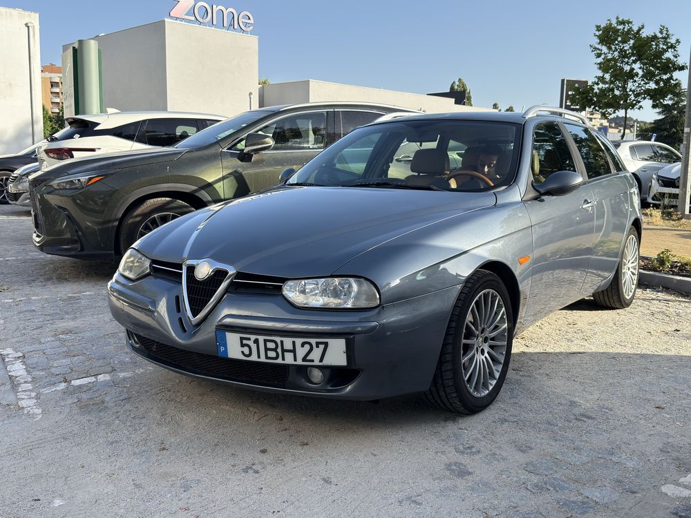 Alfa 156JTD aceito troca impecavel a nivel geral