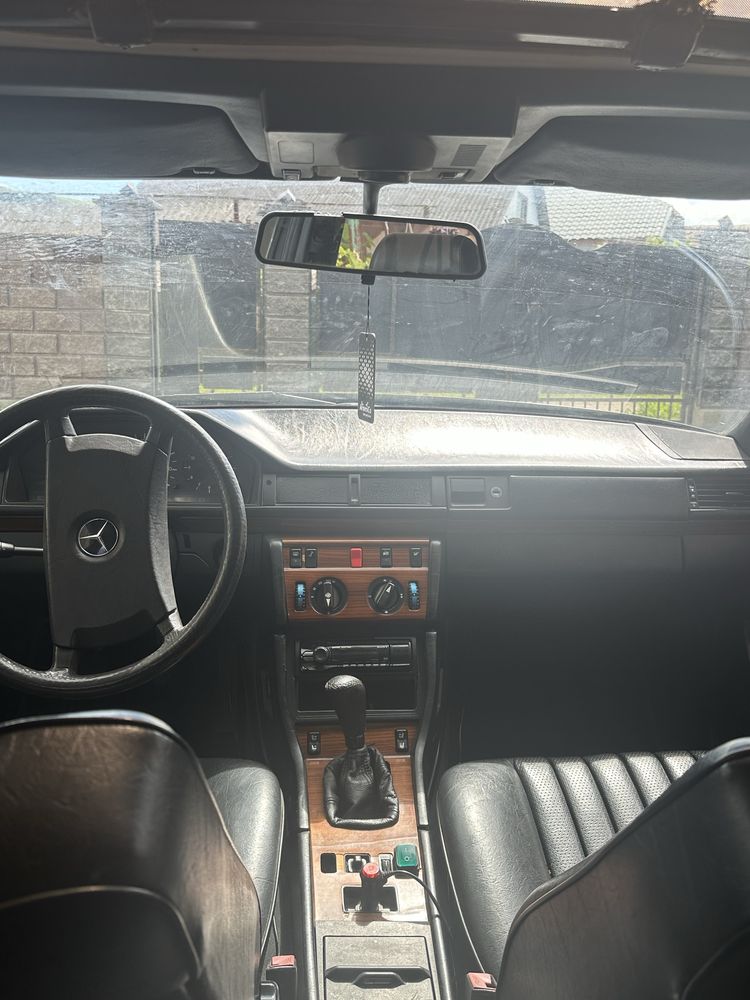 Mercedes-Benz w 124 2.0 disel