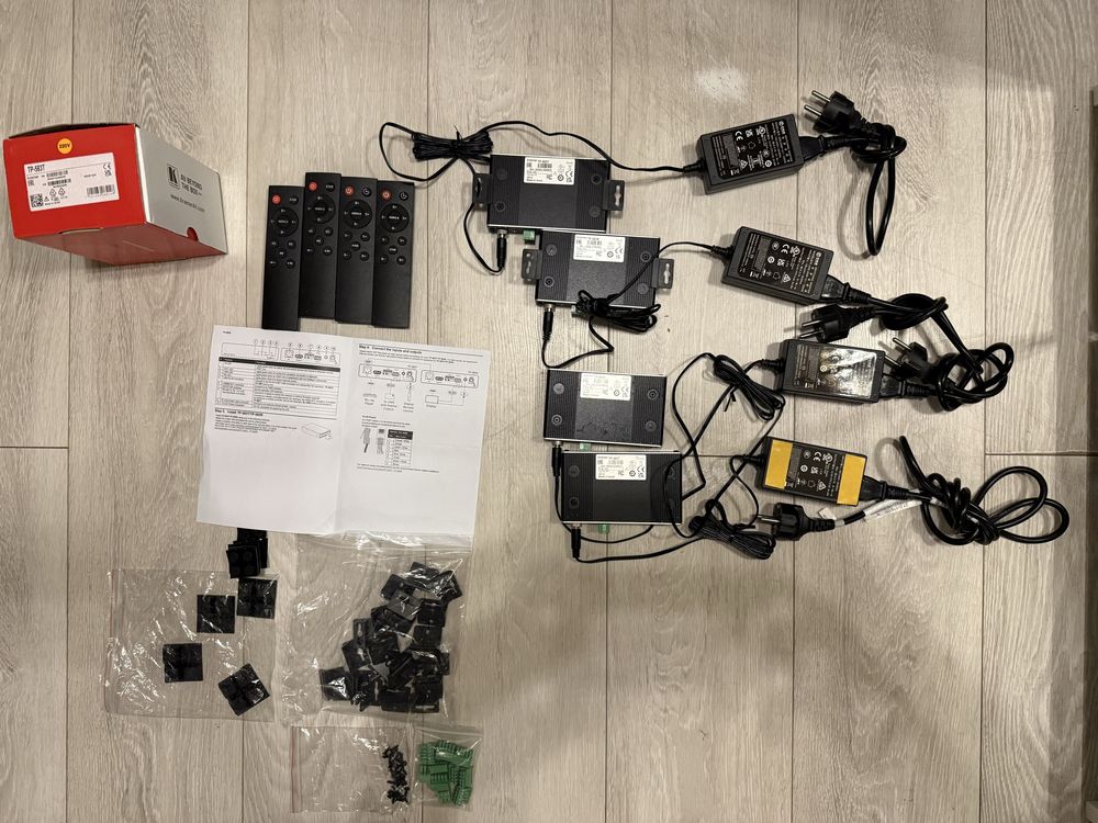 Kramer Electronics TP-583T/TP-583R Transmiter z zasilaczem x 4