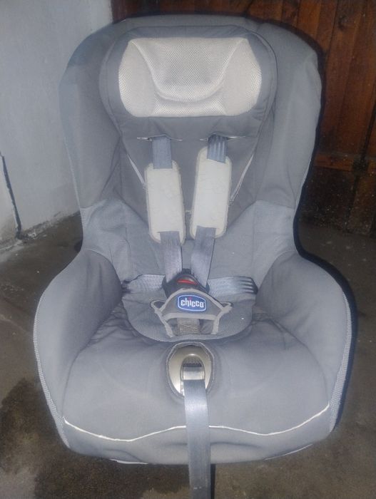 Fotelik samochodowy Chicco 9-18kg